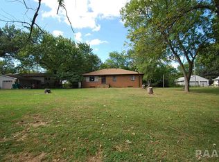 1321 S Crest Dr, Peoria, IL