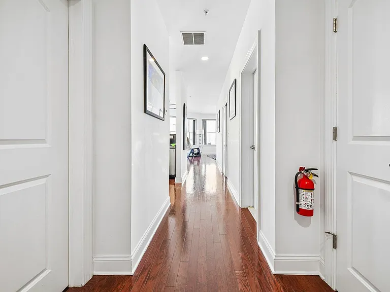 22 Avenue At Port Imperial #302 — Photo 3