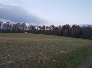 Sparta Rd, Bowling Green, VA 22514