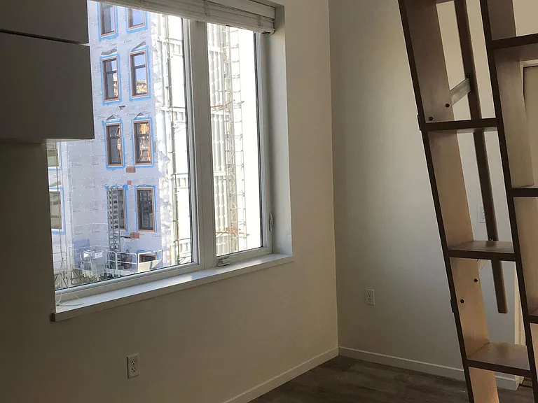 60 Parris St #401 — Photo 10