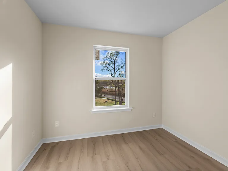 1512 Lincoln Rd — Photo 32