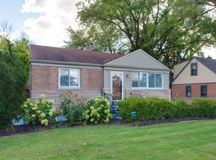 2037 E Touhy Ave, Des Plaines, IL 60018