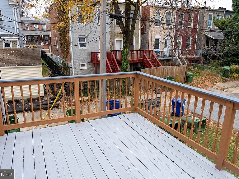 3731 Greenmount Ave — Photo 20
