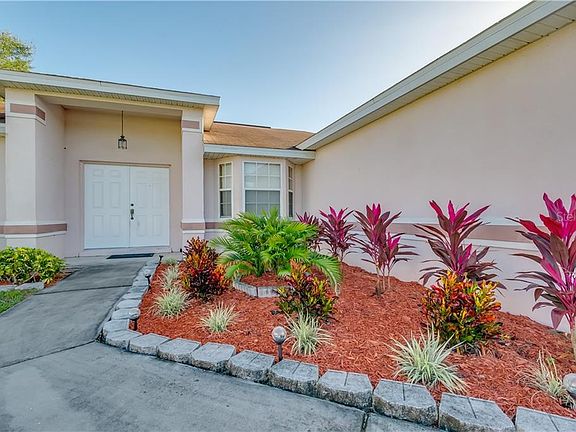 2nd image of 8908 Pebblebrooke Dr