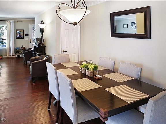 3rd image of 216 W Tujunga Ave APT B