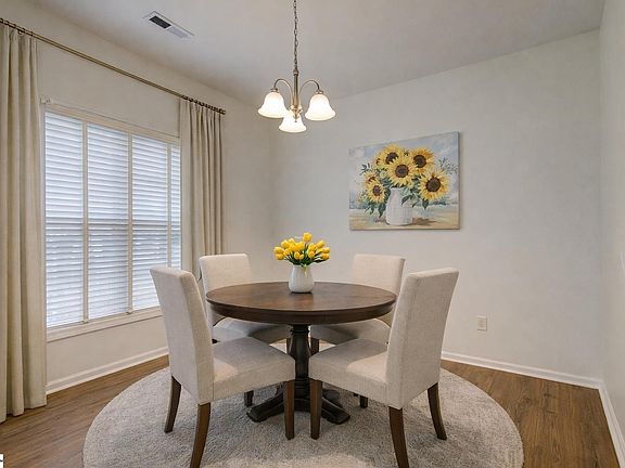 5th image of 467 N Sweetwater Hills Dr