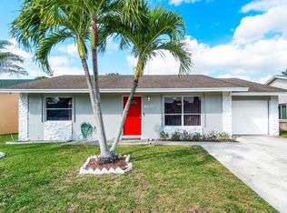 6137 Westfall Rd, Lake Worth, FL 33463