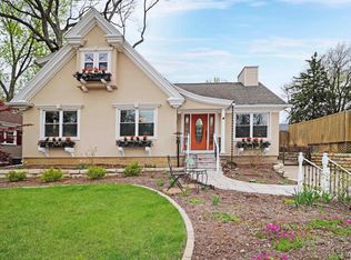 1527 E Moneta Ave, Peoria Heights, IL