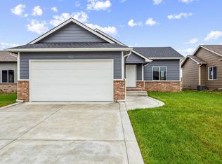 8968 E Summerside Pl, Wichita, KS 67226