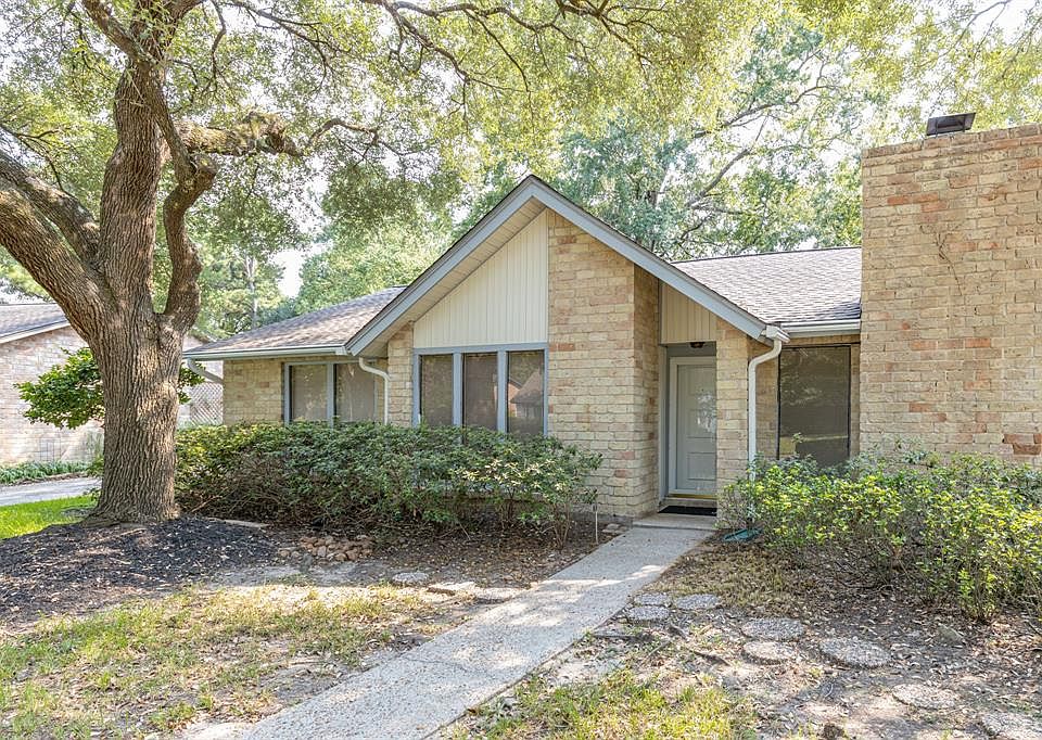 1st image of 4011 Flint Creek Dr