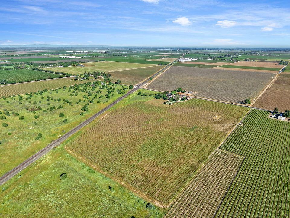 1st image of 3824 W Sargent Rd