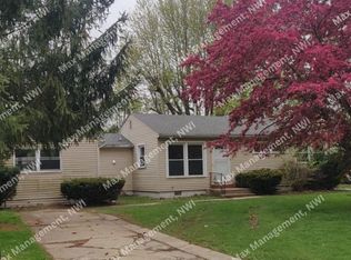 6664 Massachusetts St, Merrillville, IN 46410