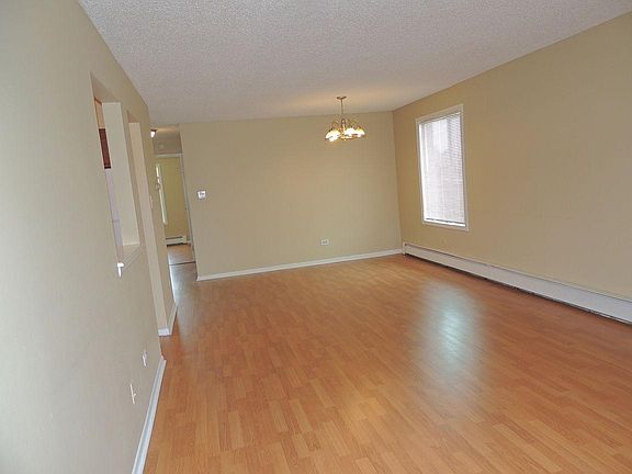 4th image of 1008 Centurion Ln APT 18
