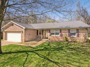 5711 Spring Corner Rd, Newburgh, IN 47630