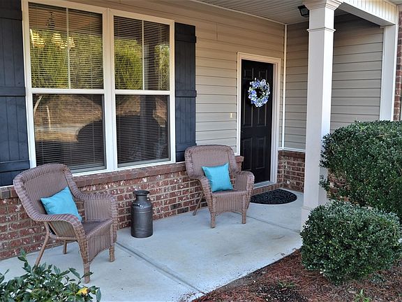 2nd image of 1434 Collins Dr