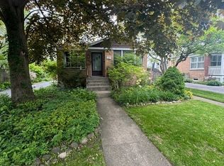 805 Laramie Ave, Wilmette, IL 60091