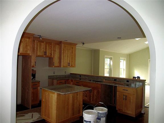 2nd image of 22 Tanager Lane #10