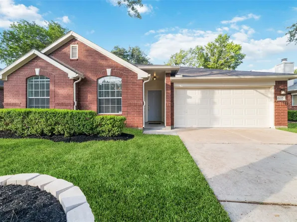 18307 Cobblestone Dr, Cypress, TX 77429