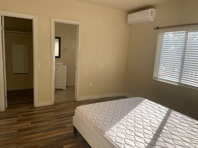 10114 Dorset St #ADU — Photo 6