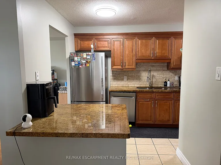 50 Mississauga Valley Blvd #1516 — Photo 11