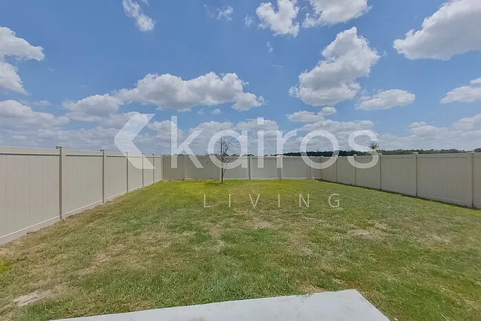 8675 SW 43rd Ter — Photo 25