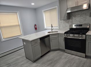 36 & 38 Augusta St #36, Elmwood Park, NJ 07407