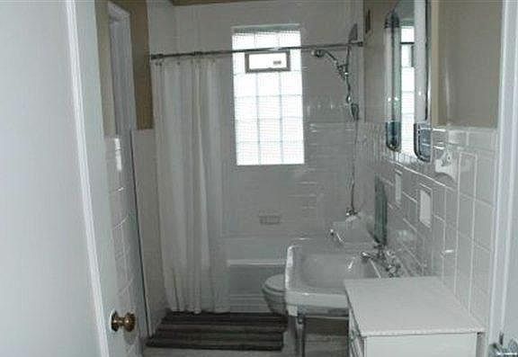 2nd image of 4803 Davenport St APT 1