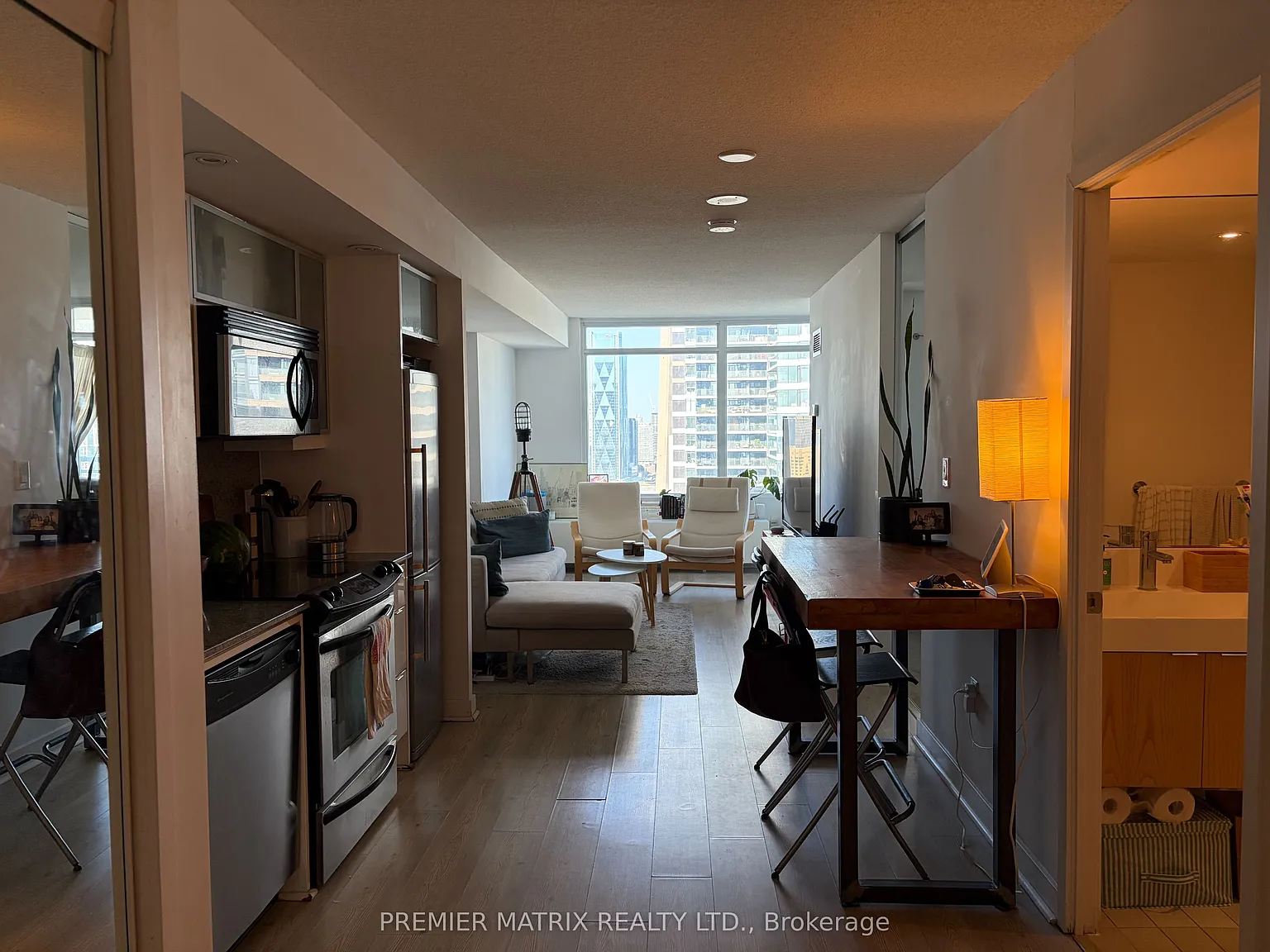 2 bed, $2,595 — Photo 3