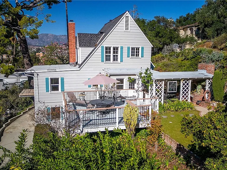 934 Highline Rd — Photo 37