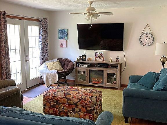 2nd image of 127 Brookstone Dr