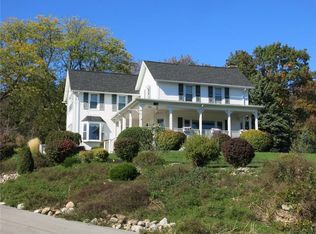 4586 W Lake Rd, Canandaigua, NY 14424