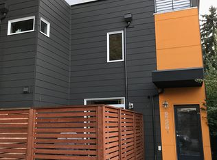 6545 34th Ave SW #B, Seattle, WA 98126