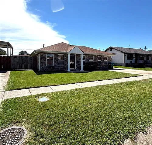 3 bed, 2.0 bath, 1547 sqft, $1,950 — Photo 1