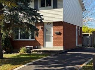 17 E Vincent Cres S, London, ON N6C4X9