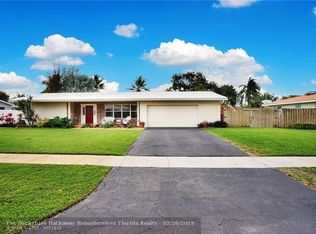 5700 SW 4th Ct, Plantation, FL 33317