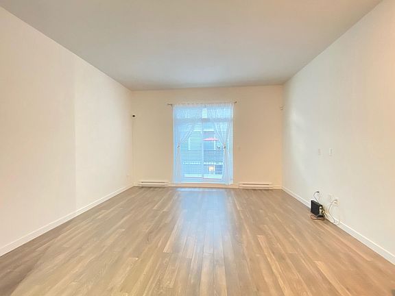 4th image of 16678 25th Ave #37