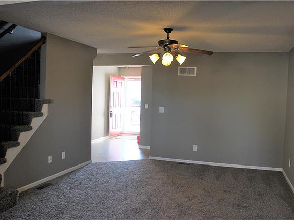 3rd image of 4409 N 106th St
