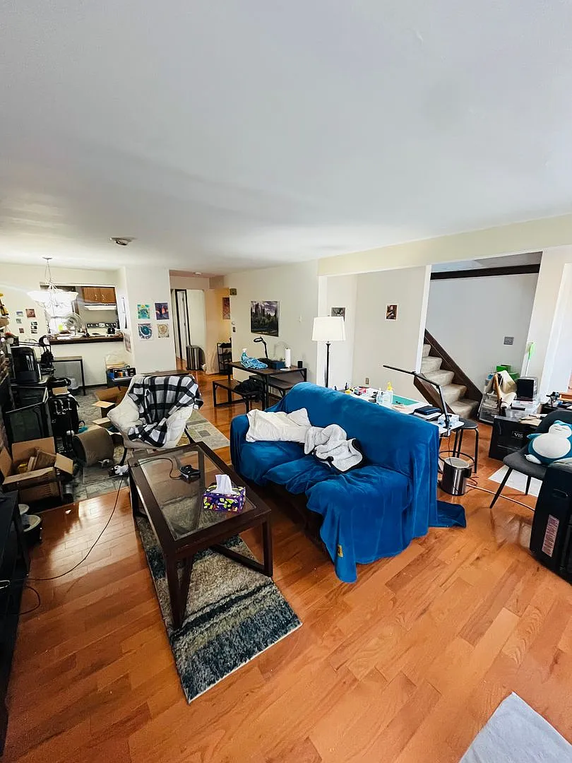 366 Hamilton Street — Photo 2