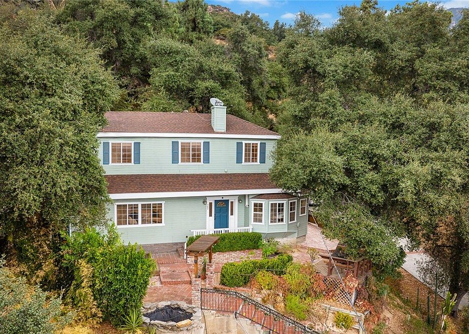 1st image of 380 Churchill Rd