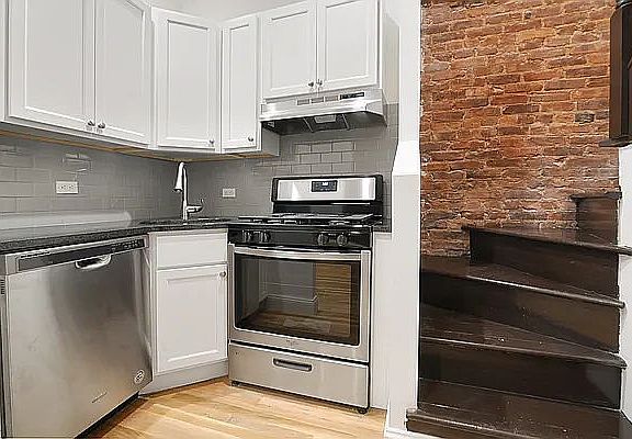 2nd image of 1137 Dean St #6