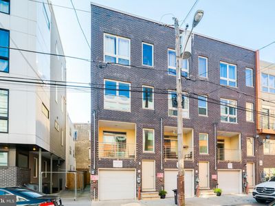 838 N 15th St #A, Philadelphia, PA, 19130