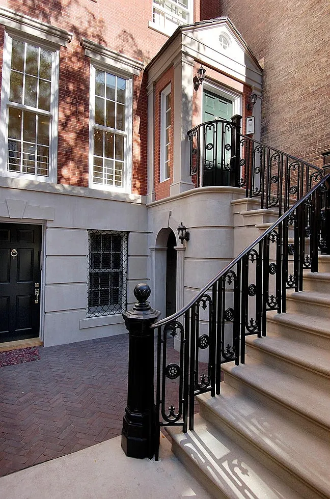 333 East 65th Street — Photo 1