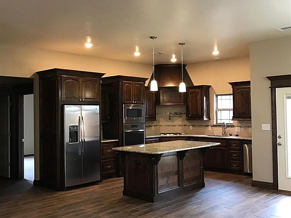 4th image of 11032 NE Marigold Ln