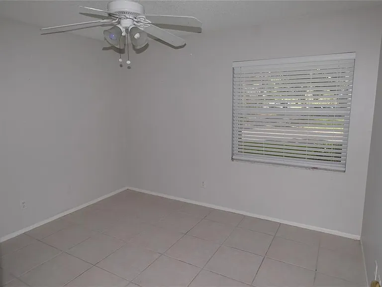 525 Moreno Cir NE — Photo 19
