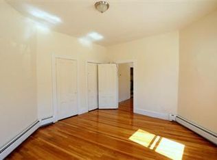 3 Holland St #1M, Somerville, MA 02144