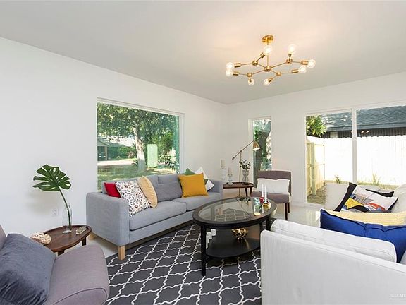 3rd image of 112 Sunrise Ln