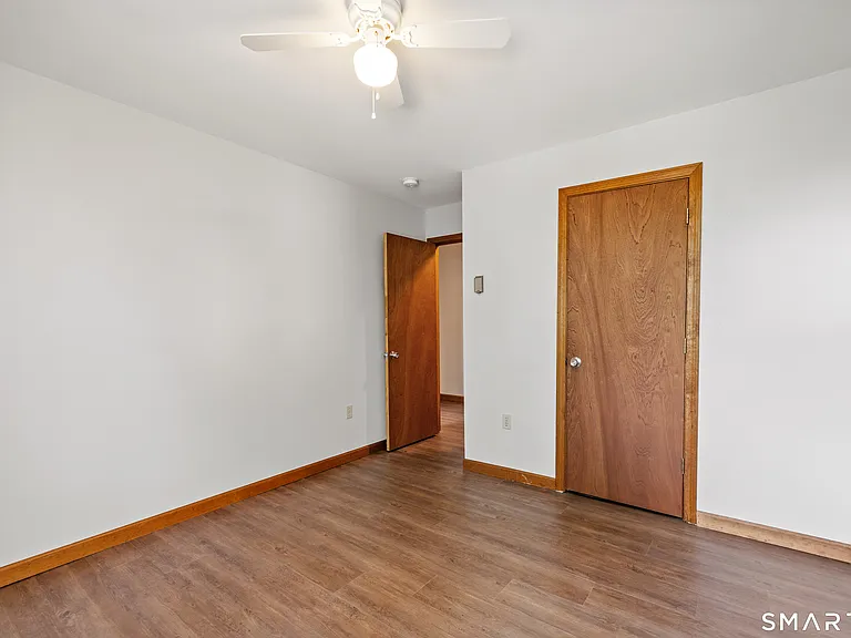 180 N Cherry St #15 — Photo 9
