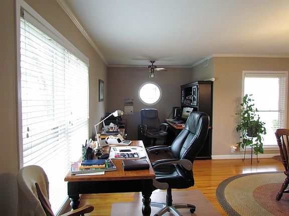 5th image of 1550 Farm #2060
