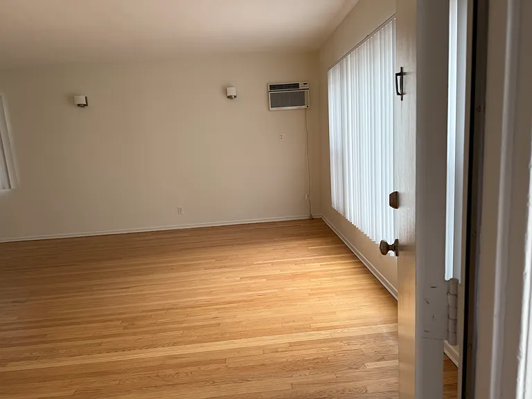 1037 S Holt Ave #3 — Photo 7