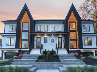 127 Withington Rd #1, Newtonville, MA 02460